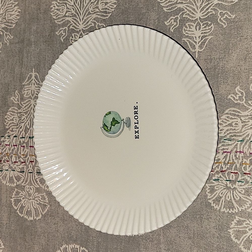 Rae Dunn | "Explore" Melamine Plate